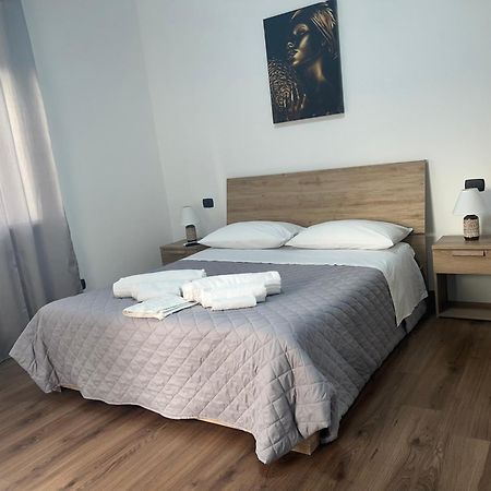 Juliet N - Rental Rooms Verona Ngoại thất bức ảnh