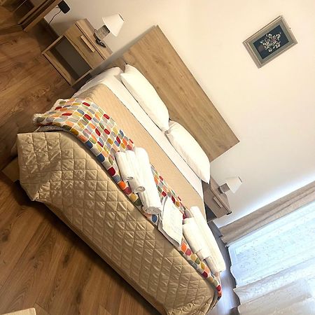 Juliet N - Rental Rooms Verona Ngoại thất bức ảnh
