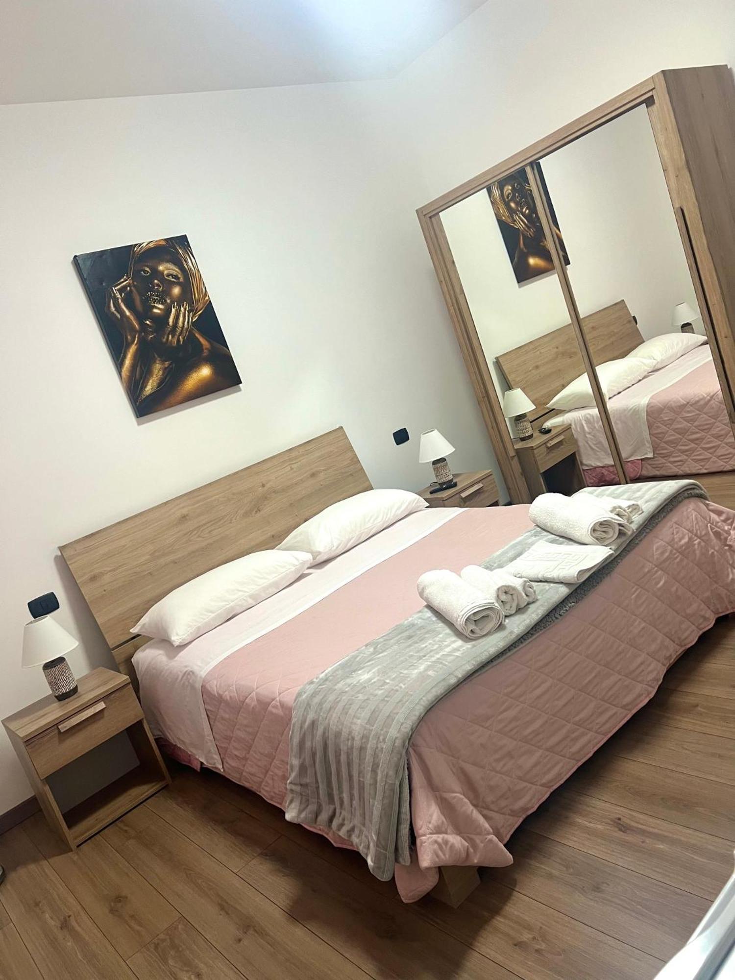Juliet N - Rental Rooms Verona Ngoại thất bức ảnh