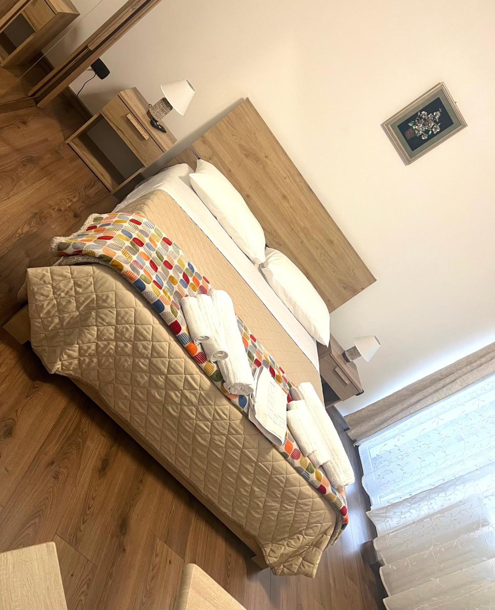 Juliet N - Rental Rooms Verona Ngoại thất bức ảnh